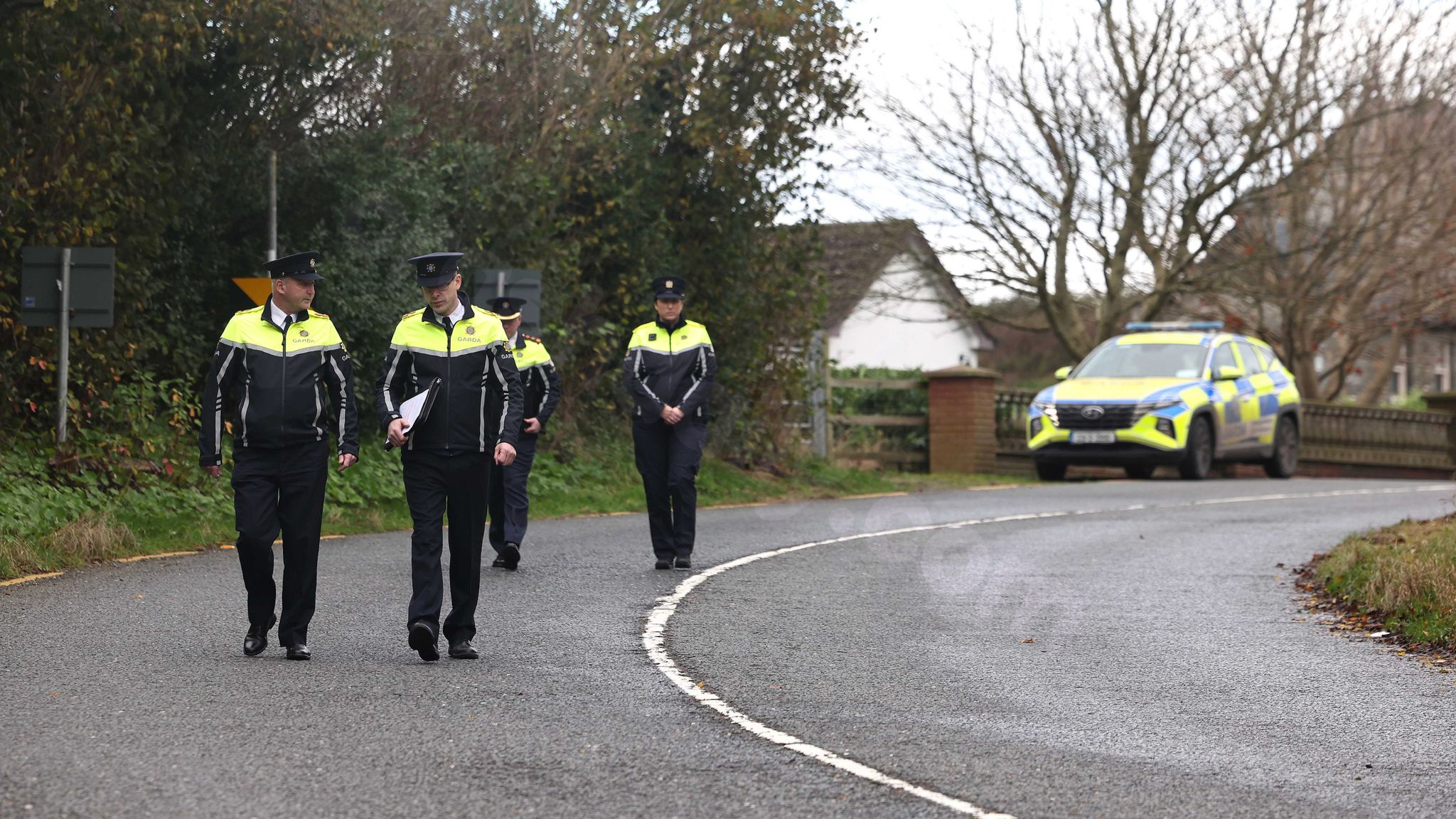 Deadly car crash claims lives of three men and two women in their 20s in Co Louth, according to Irish police.