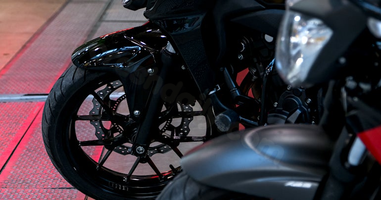 Fatal motorcycle accident in Budlong Woods, Chicago