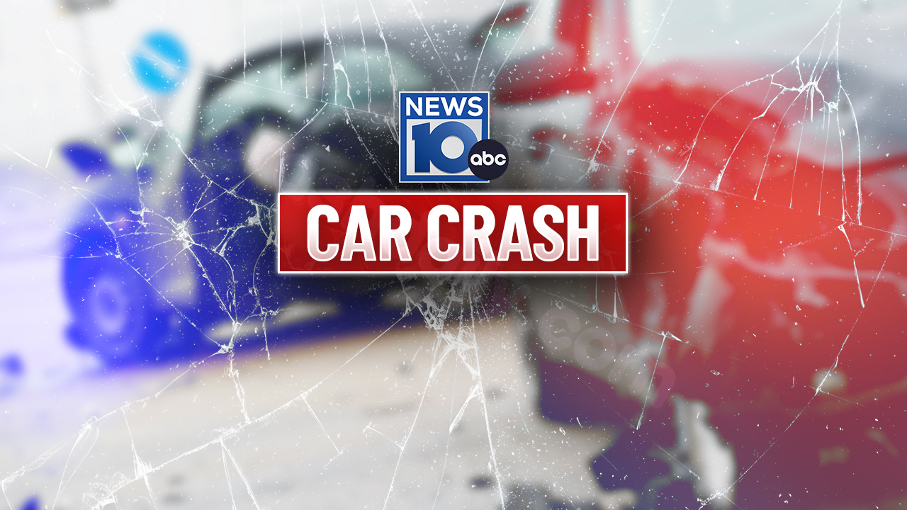 Western Avenue lanes closed due to car collision