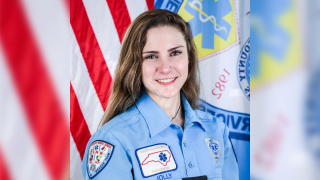 Paramedic killed while assisting in multiple crashes on I-95