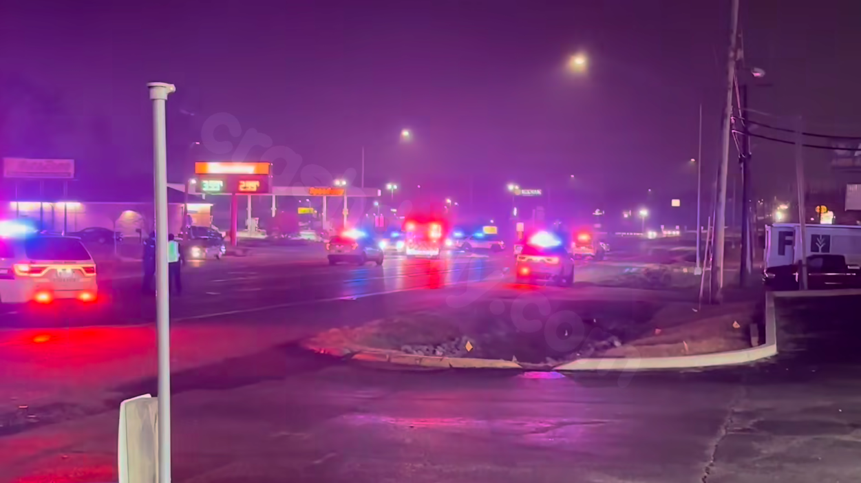 Coliseum blocked by car accident