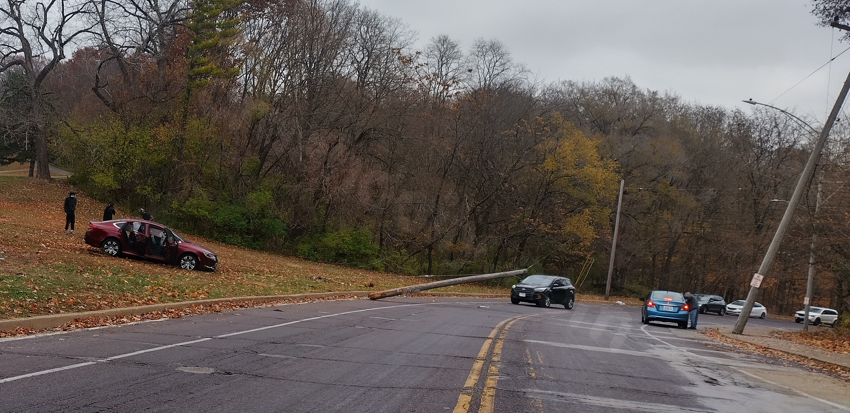 Police in Peoria are looking into a car crash on Abington Road
