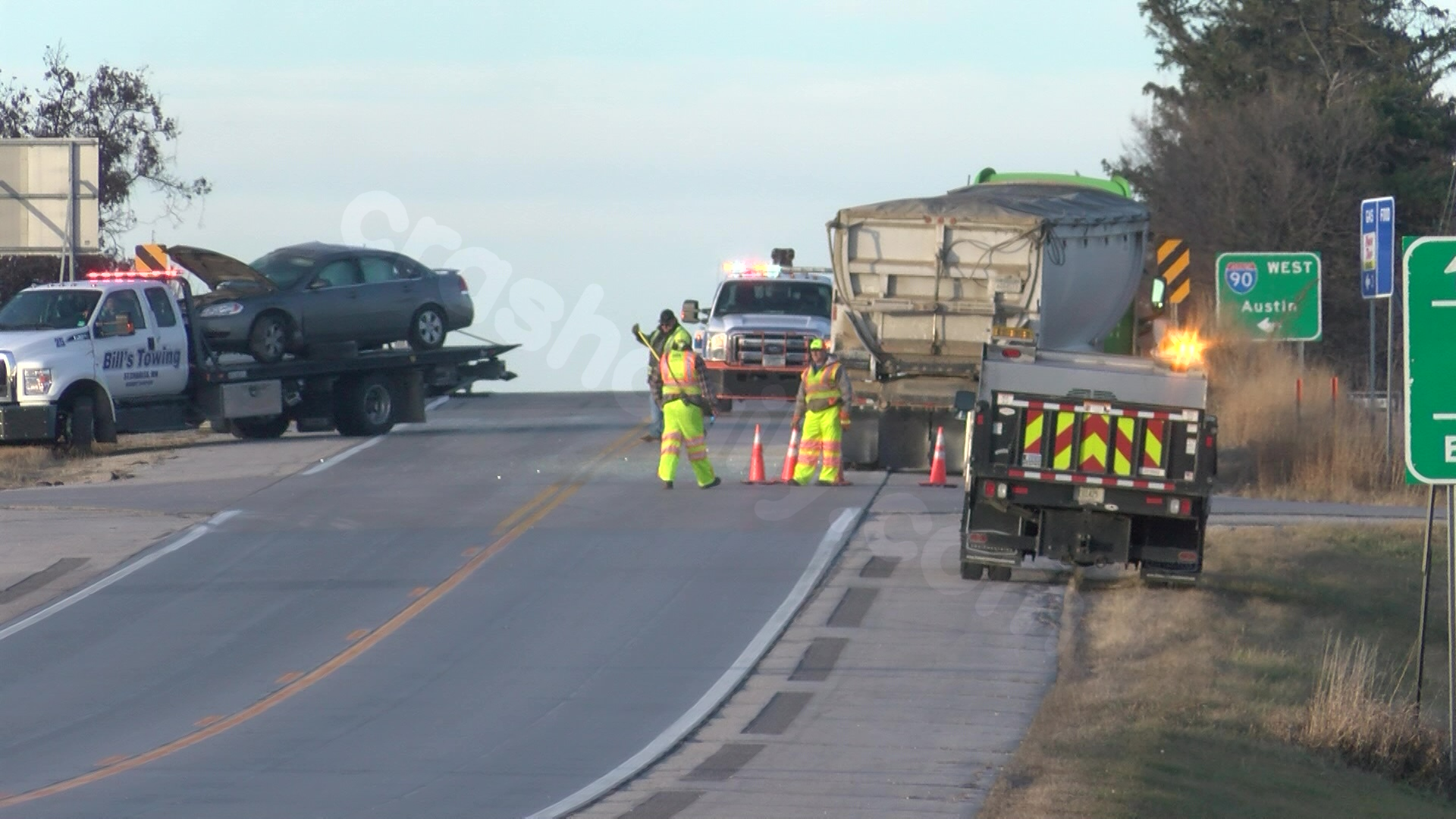 Accident near Eyota shuts down I-90 overpass on Friday