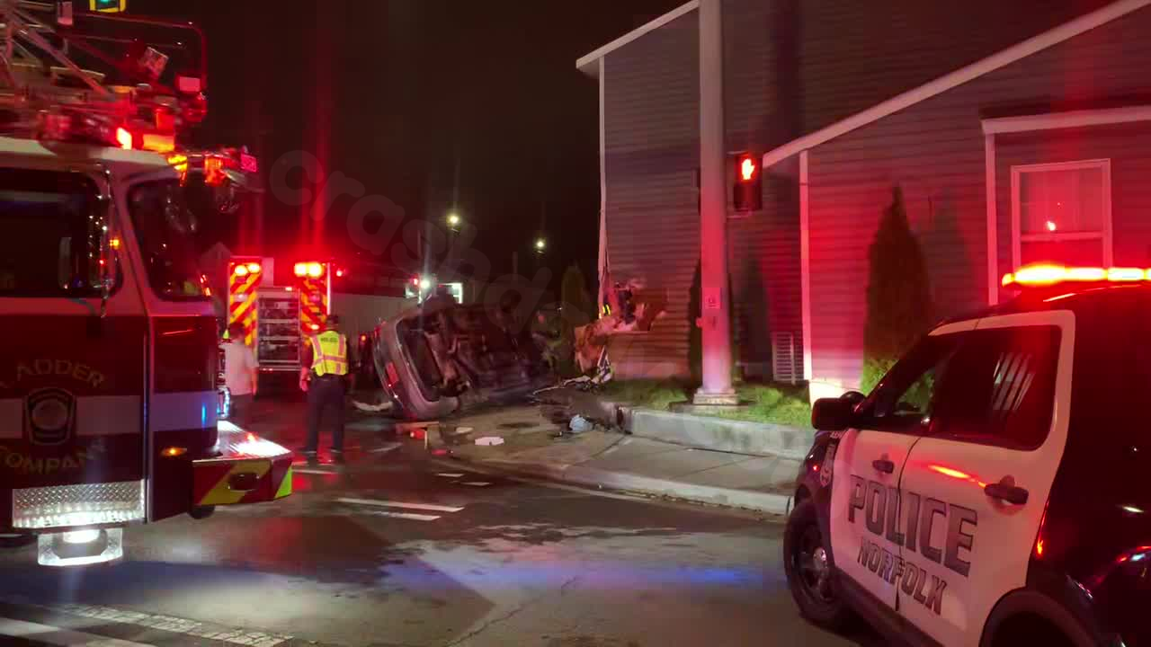 Fatal accident at intersection in Norfolk