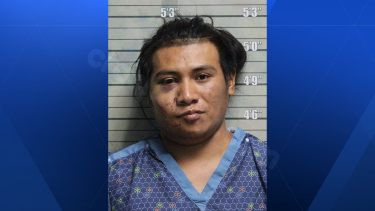 ICE places detainer on man arrested after Butler County crash
