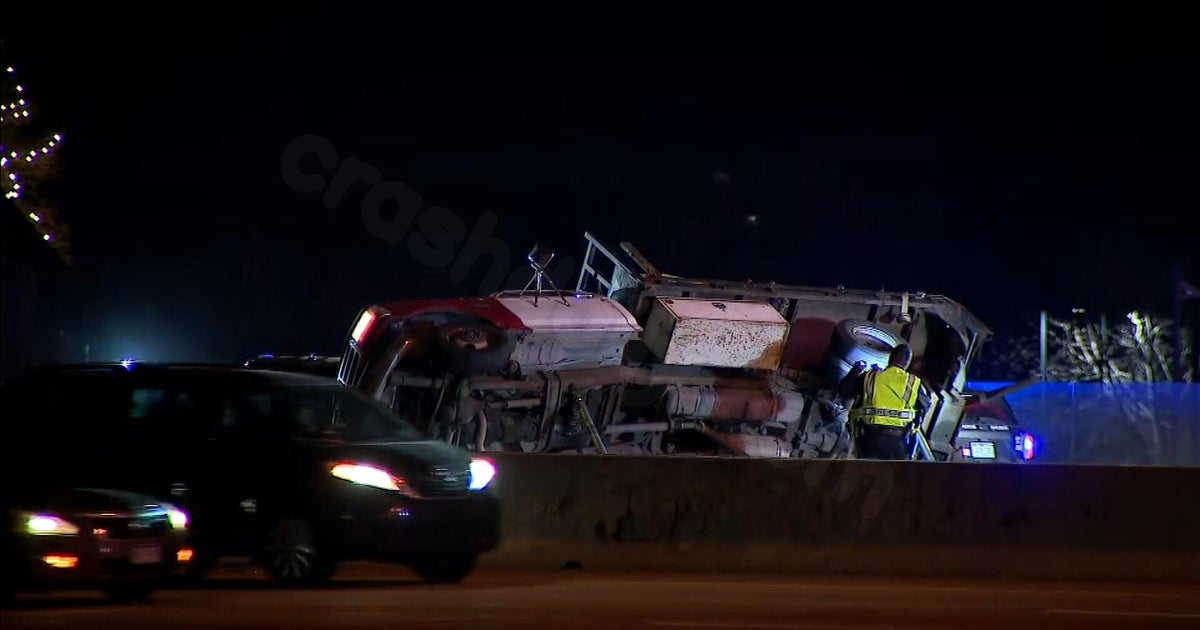 Fatal crash on I-25 south of Denver closes northbound lanes