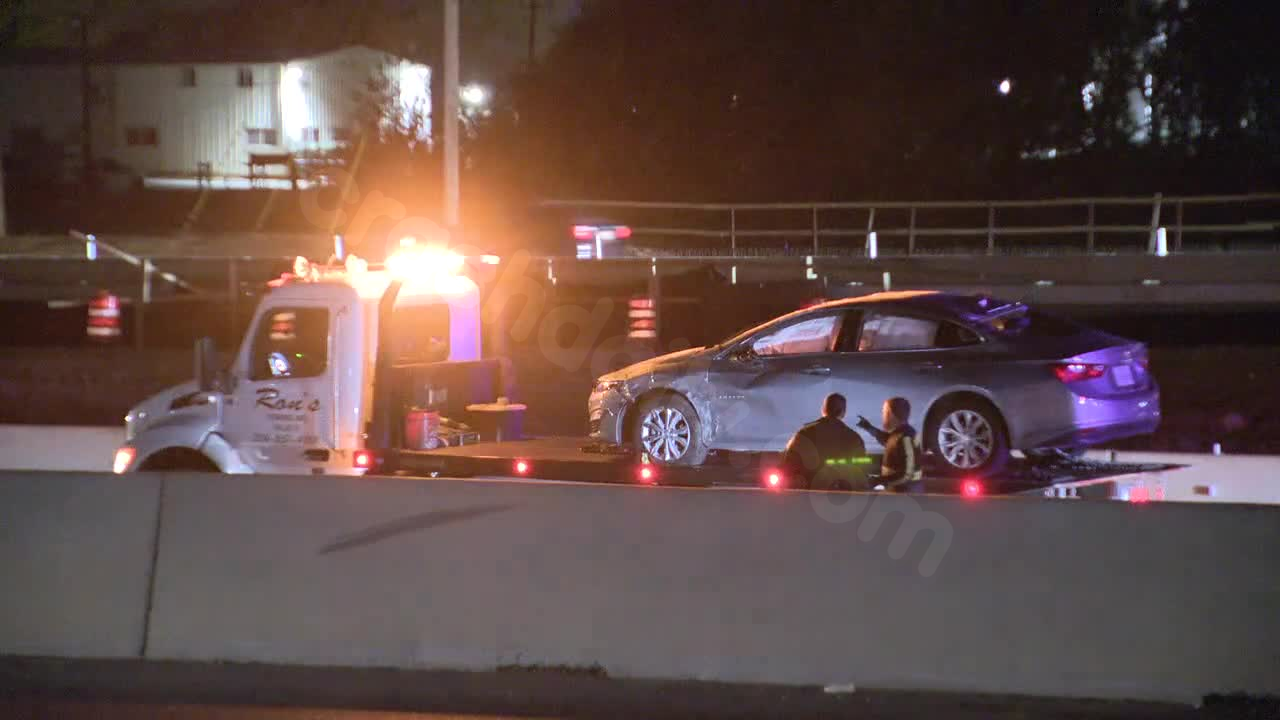 1 injured in shooting and collision on Fort Worth highway