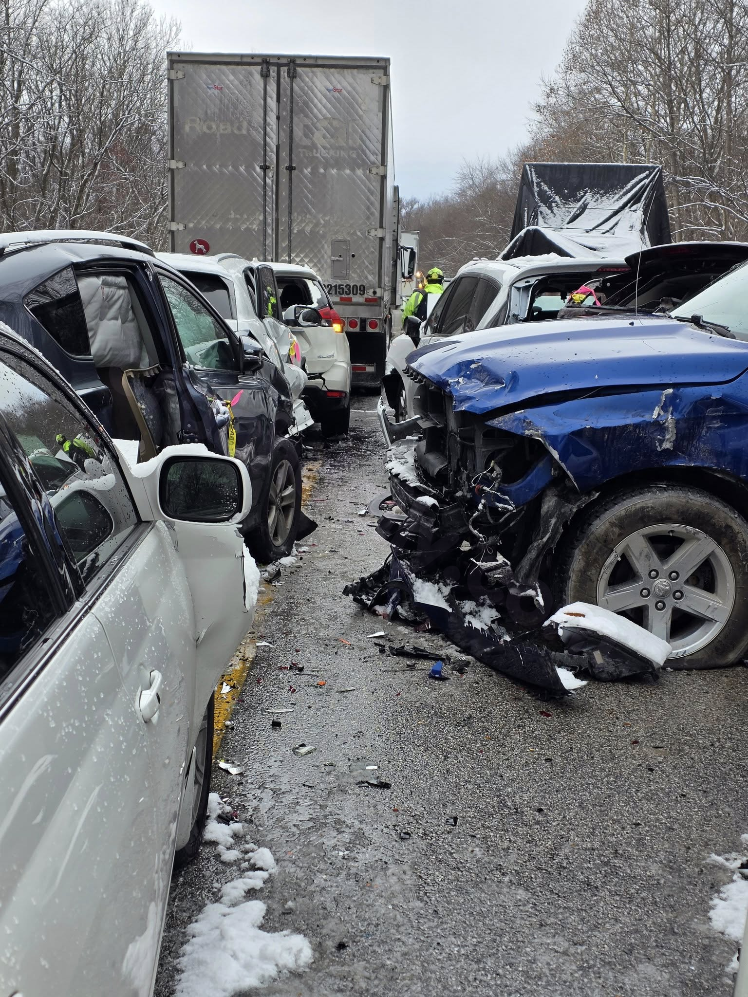 Minor injuries in multiple I-70 accidents in Terre Haute