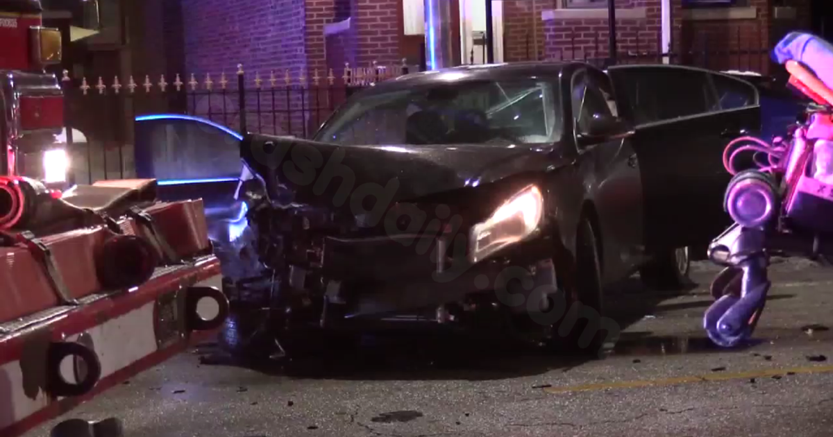 Fatal car crash in Chicago's Avondale neighborhood.