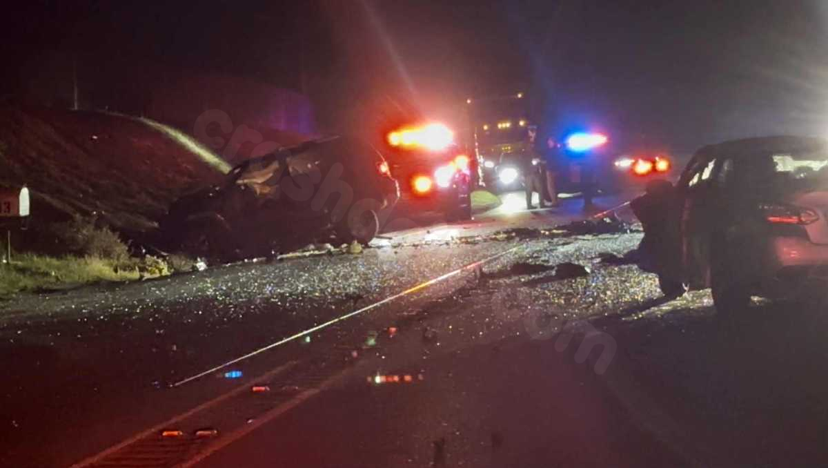 Fatal head-on collision; road shut down Salinas-Castroville