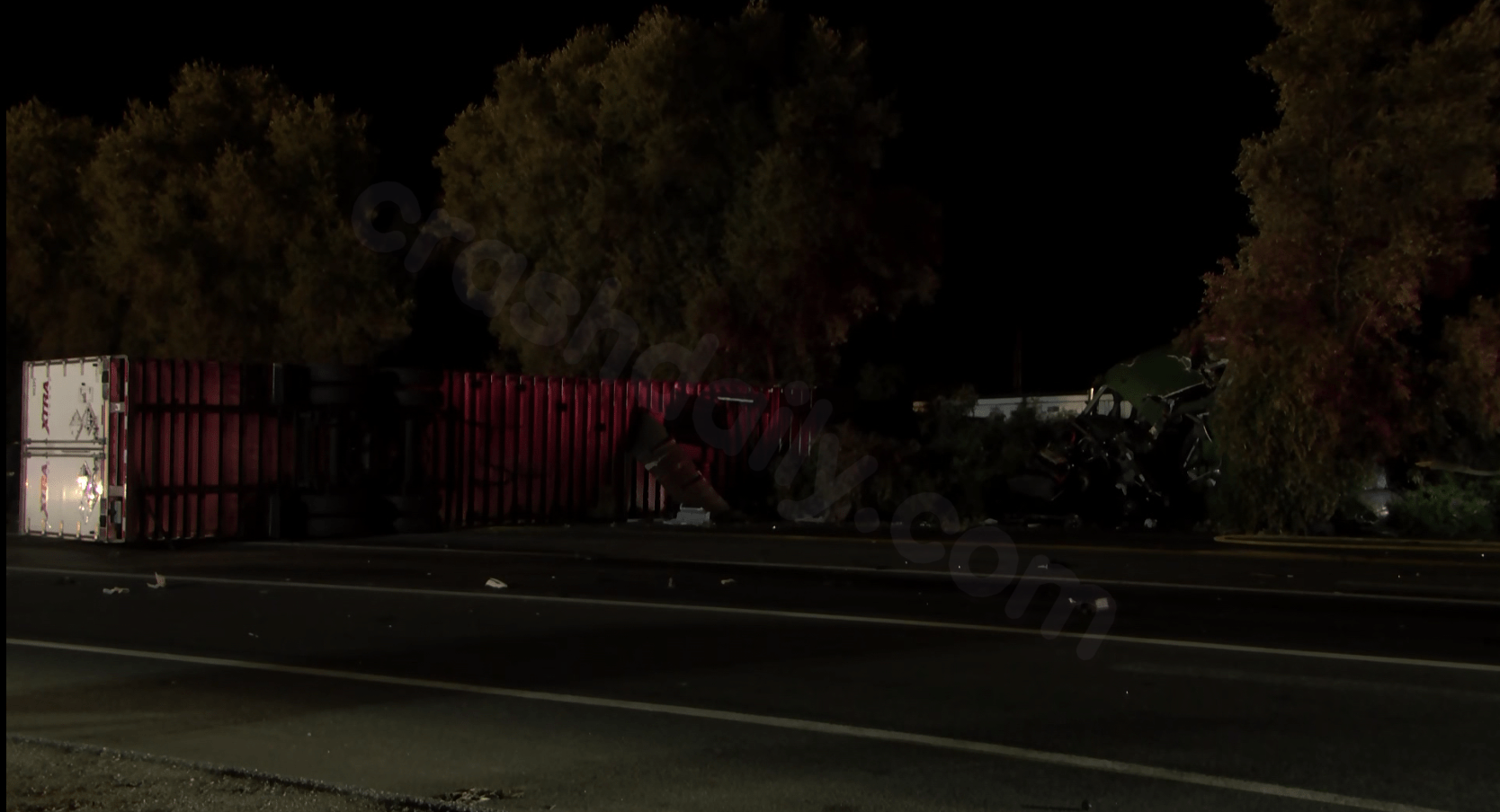 Traffic accident near Lindsay leaves 1 dead, 2 injured