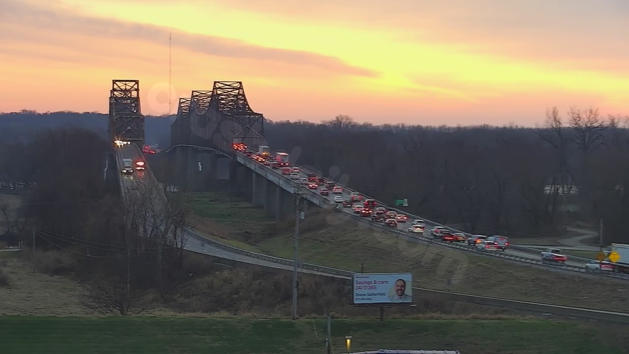 Highway 41 traffic delayed due to accident
