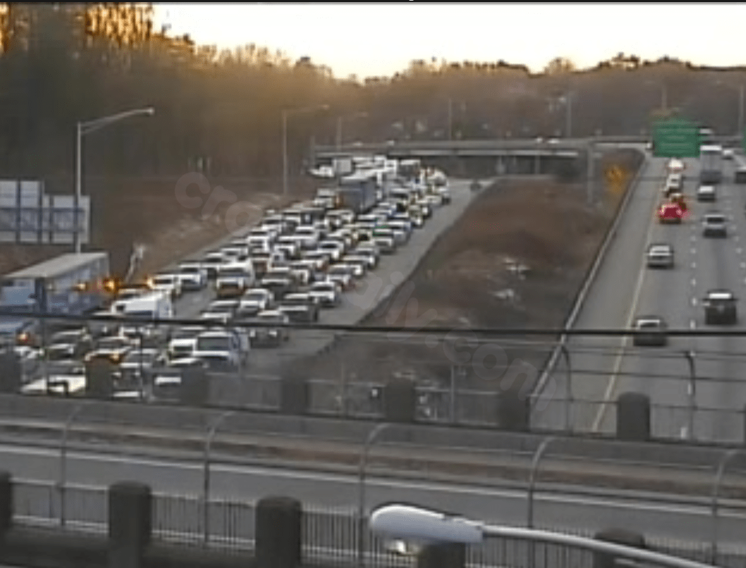 I-84 East Closed in West Hartford Due to Crash Injuries