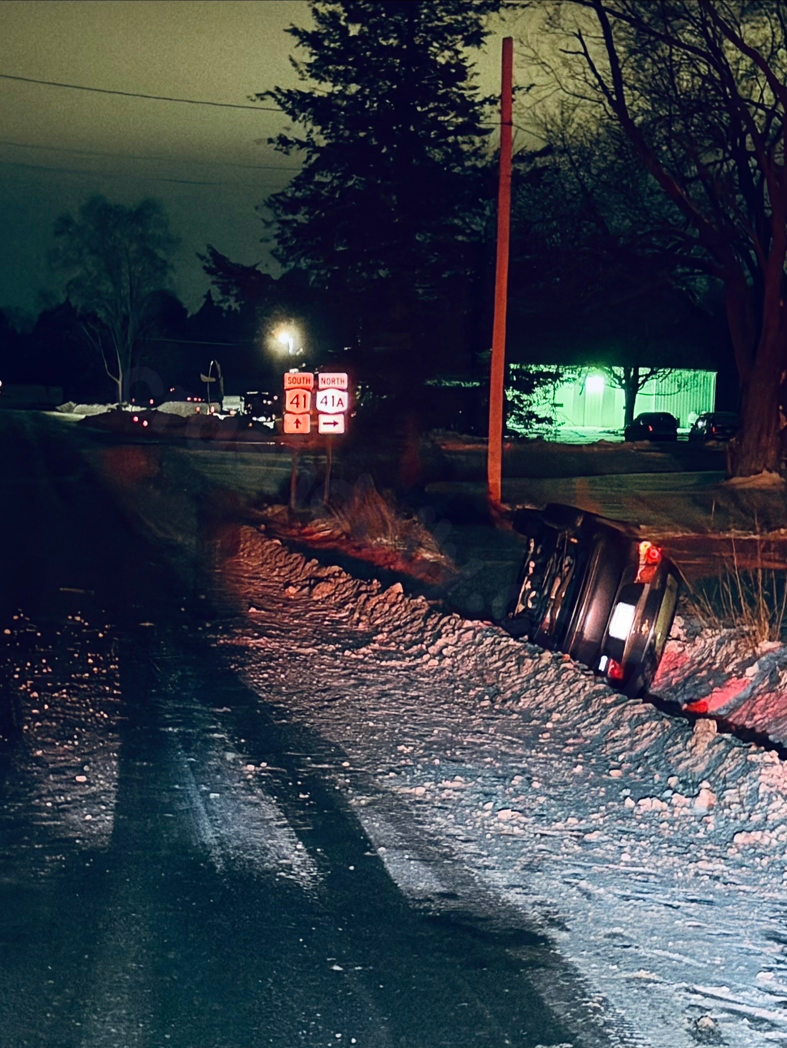 One injured in single-car accident in Homer - WIVT