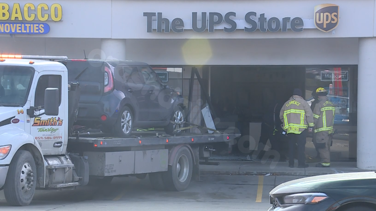 Vehicle collides with UPS store in northern Kentucky; bystanders quickly assist