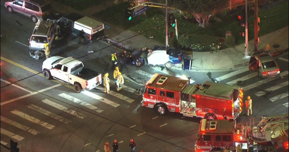 Fatal multi-vehicle collision in San Fernando Valley