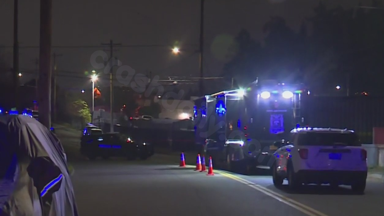 Investigation underway for deadly hit-and-run in NE Portland, suspect still sought
