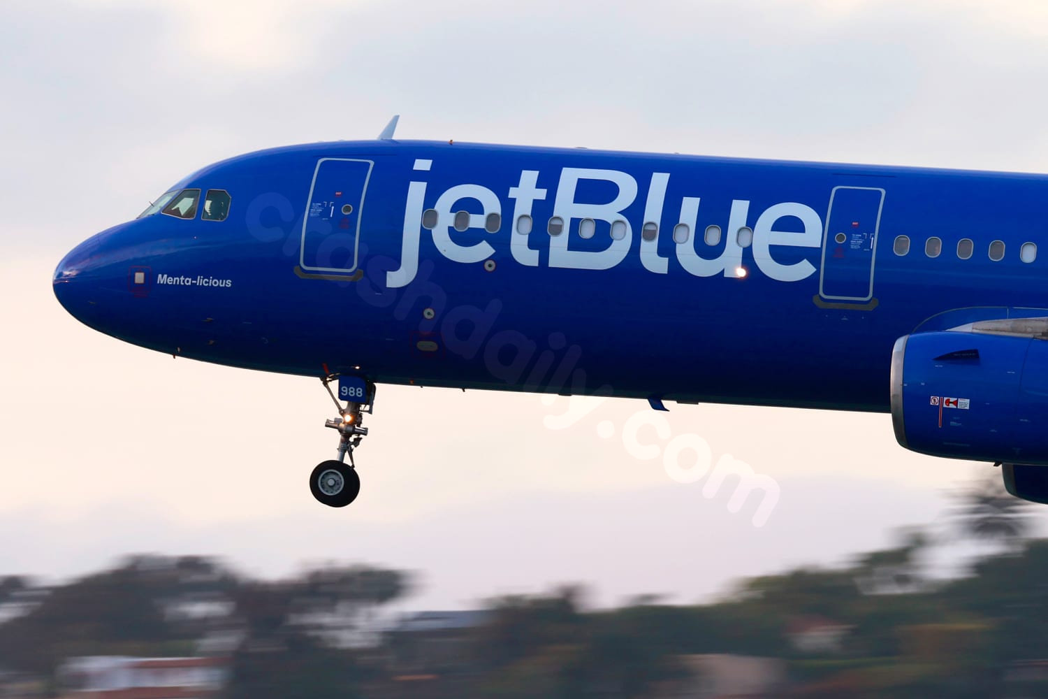 JetBlue flight and U.S. Air Force plane narrowly miss collision near Venezuela, pilot reports