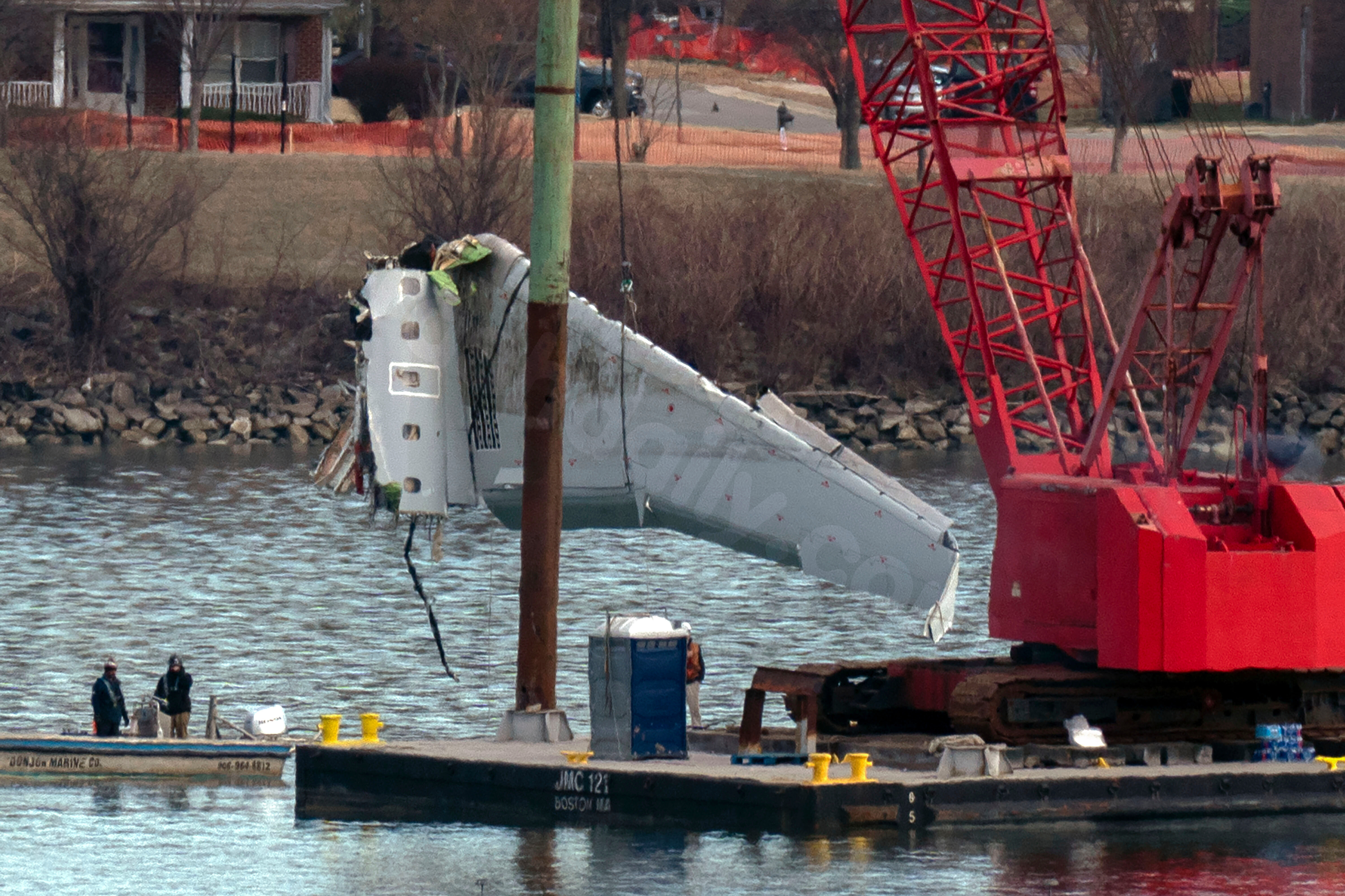 Government acknowledges Army pilots' failure in fatal DC plane crash.