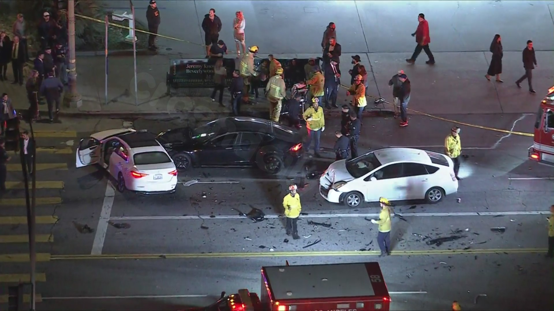 Numerous individuals hurt in Pico-Robertson collision causing street closures