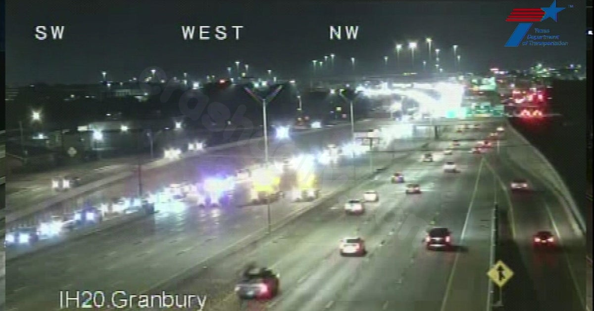 Fatal crash on I-20 in Fort Worth on Tuesday morning