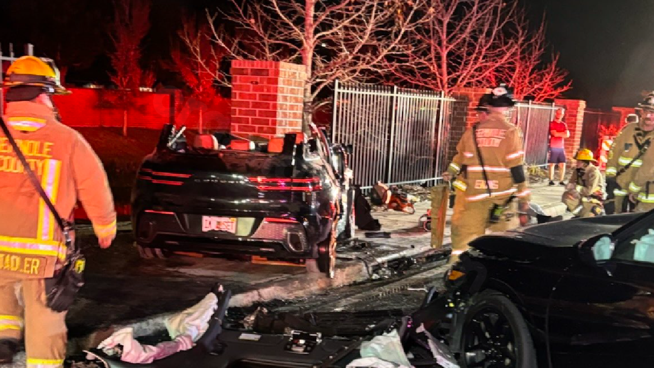 4 individuals hurt in 6-vehicle accident, closure of Red Bug Lake road