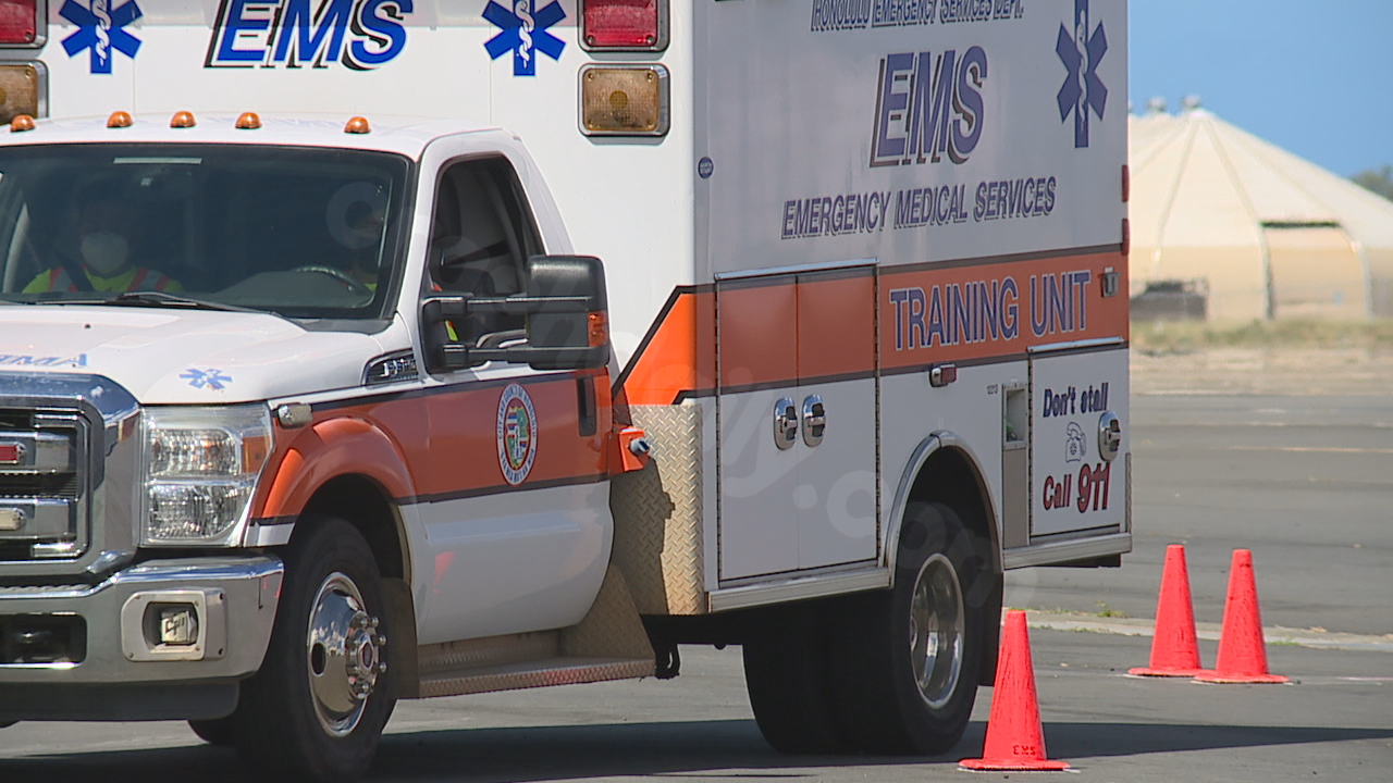 Crash in Waikiki sends driver and pedestrian to hospital