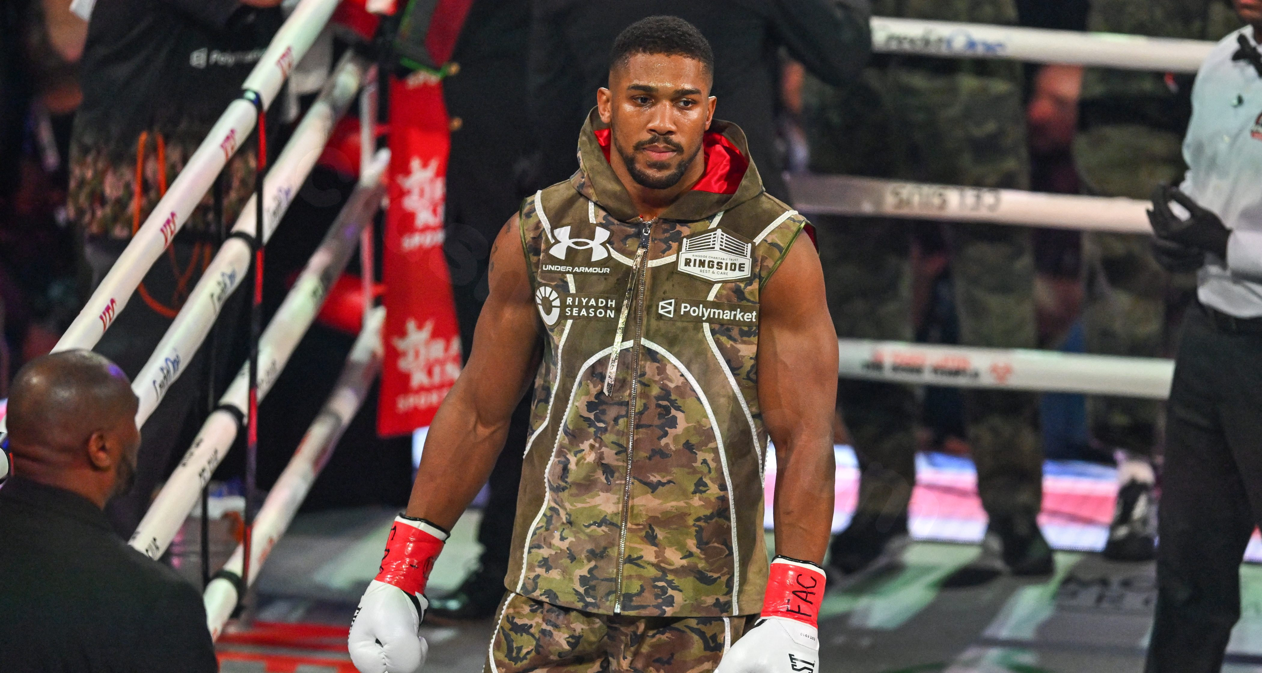 Anthony Joshua injured in Nigerian car crash that claims two lives