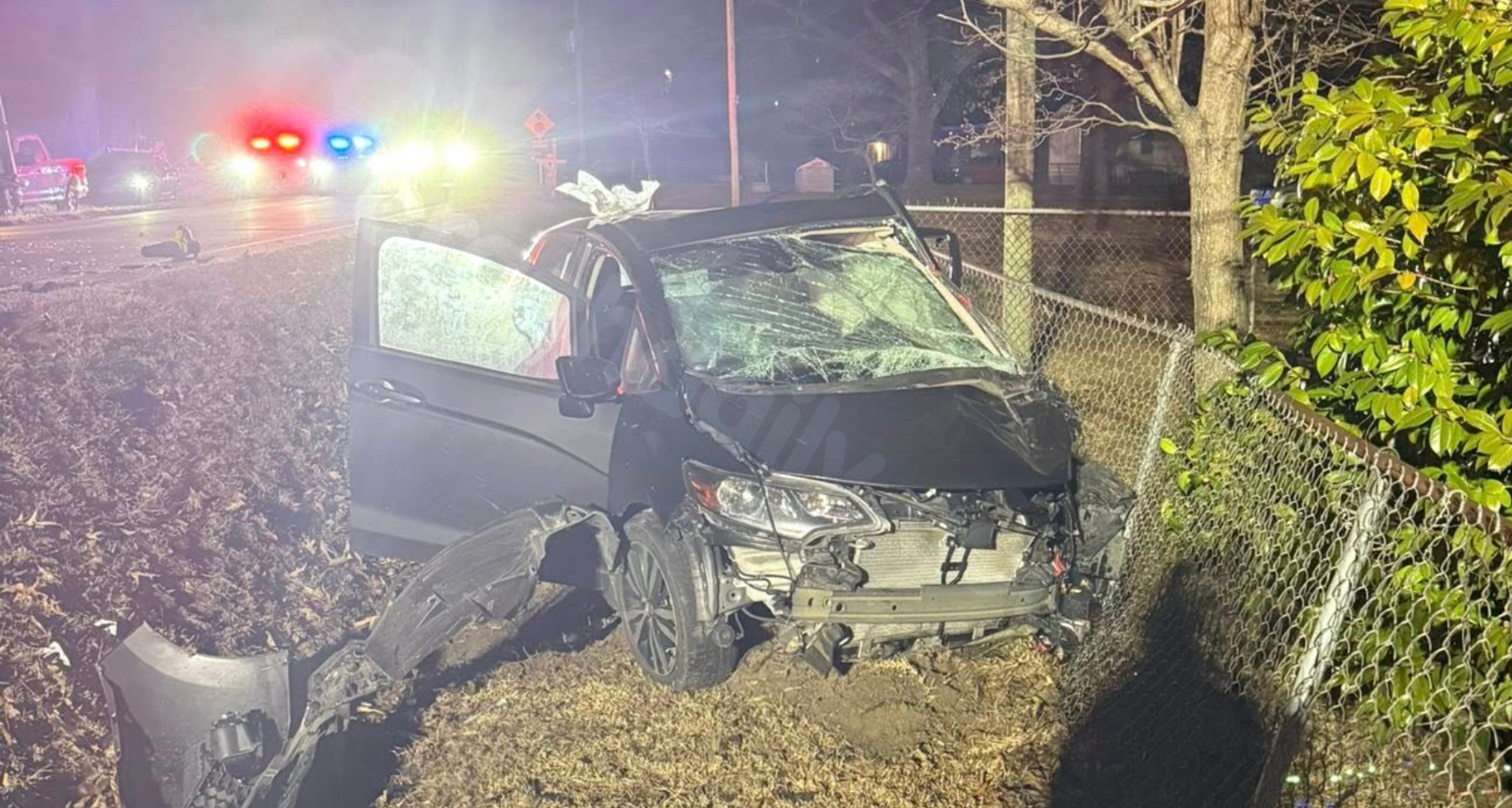 Multiple injured in head-on crash Sunday morning in Wayne County, officials report