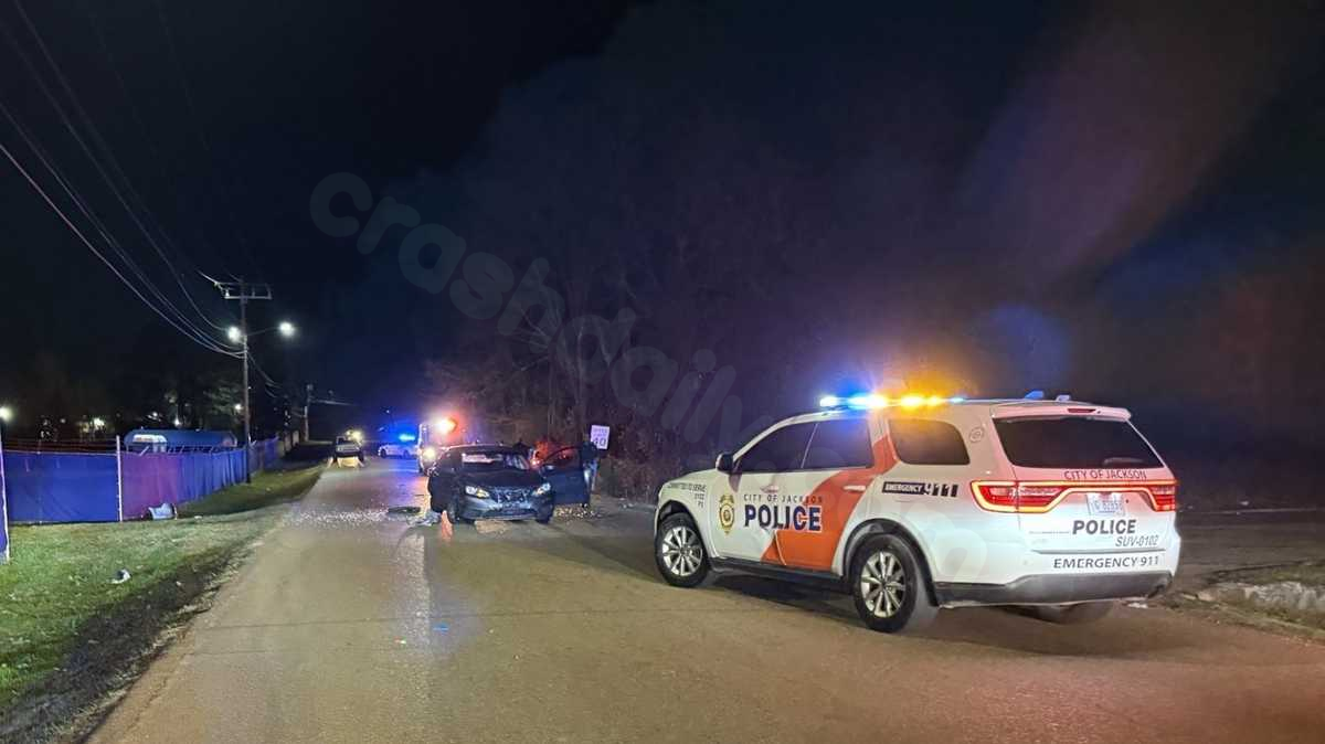 Road closed on Jackson street due to car crash