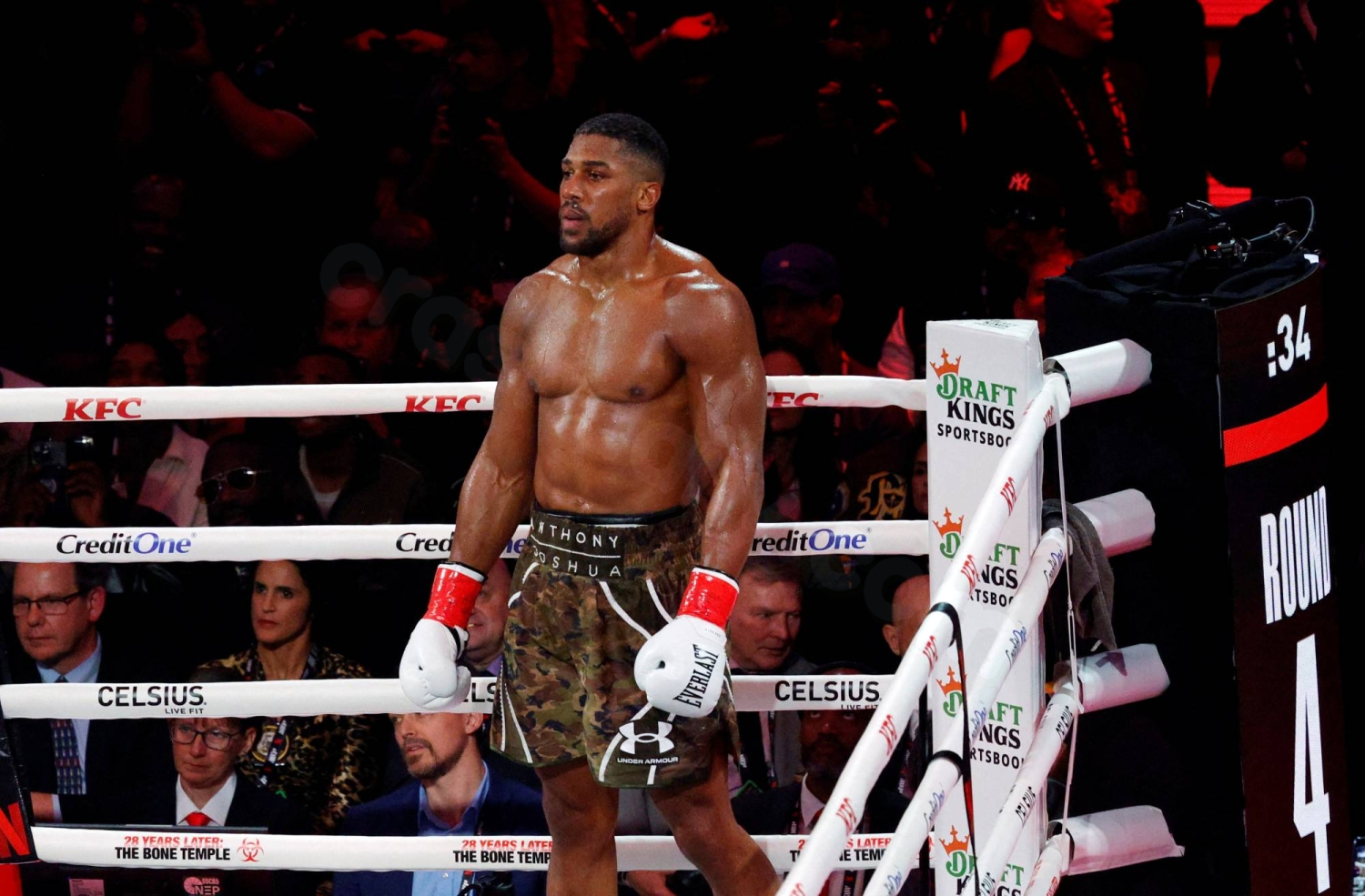 Anthony Joshua in stable condition following deadly car crash in Nigeria