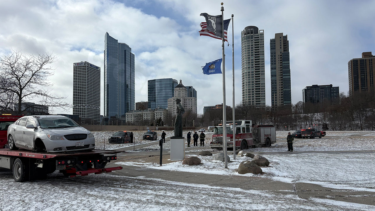 Driver charged with 5th OWI after Milwaukee car accident
