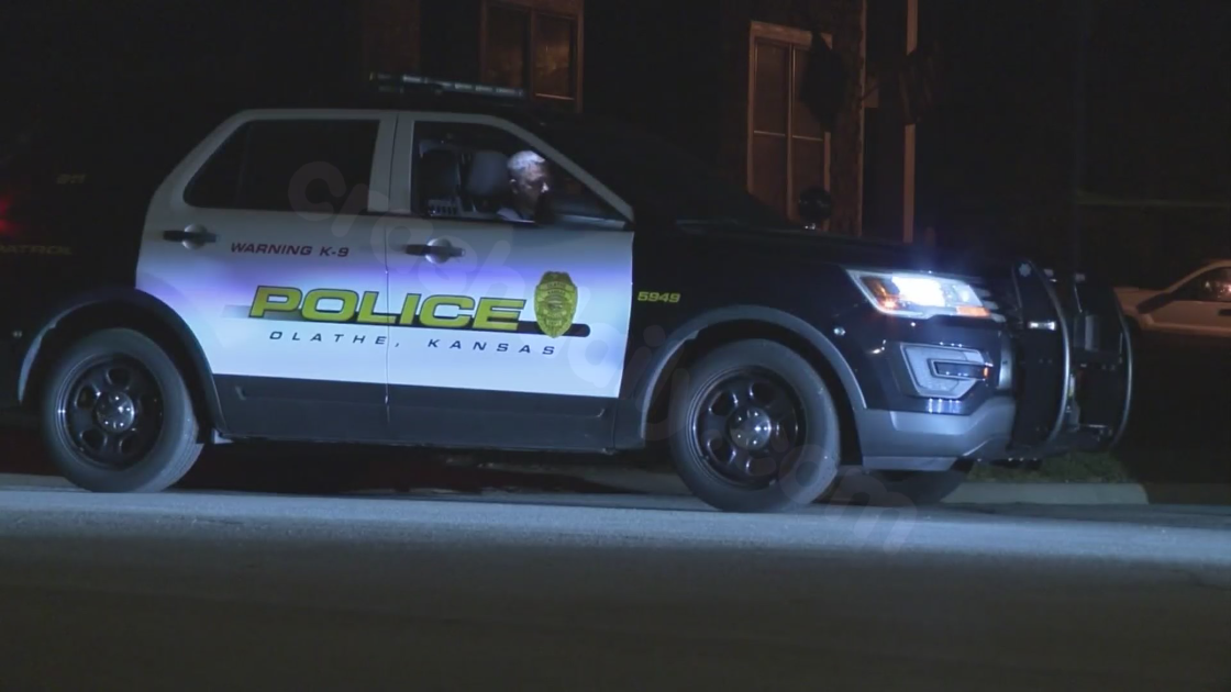 Two fatalities in Olathe, Kansas car crash and fire