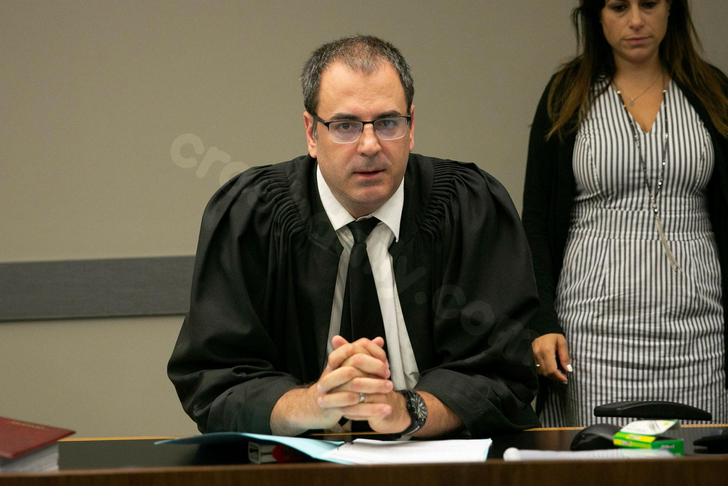 Israeli court president dies in motorcycle accident