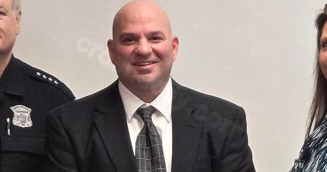 Officer Stephen LaPorta dies while assisting driver on Route 146 in MA