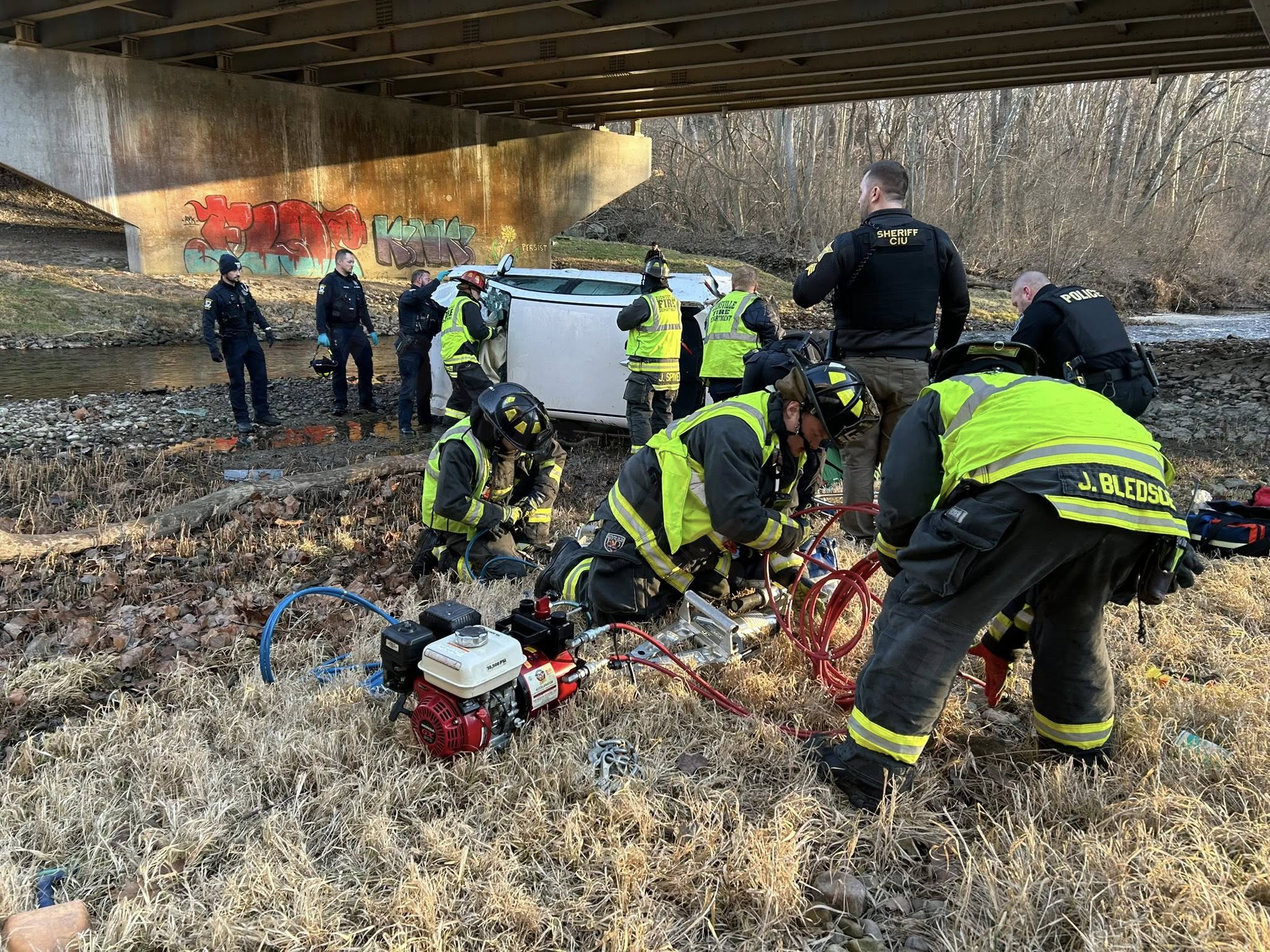 2 hurt in I-865 crash near Zionsville