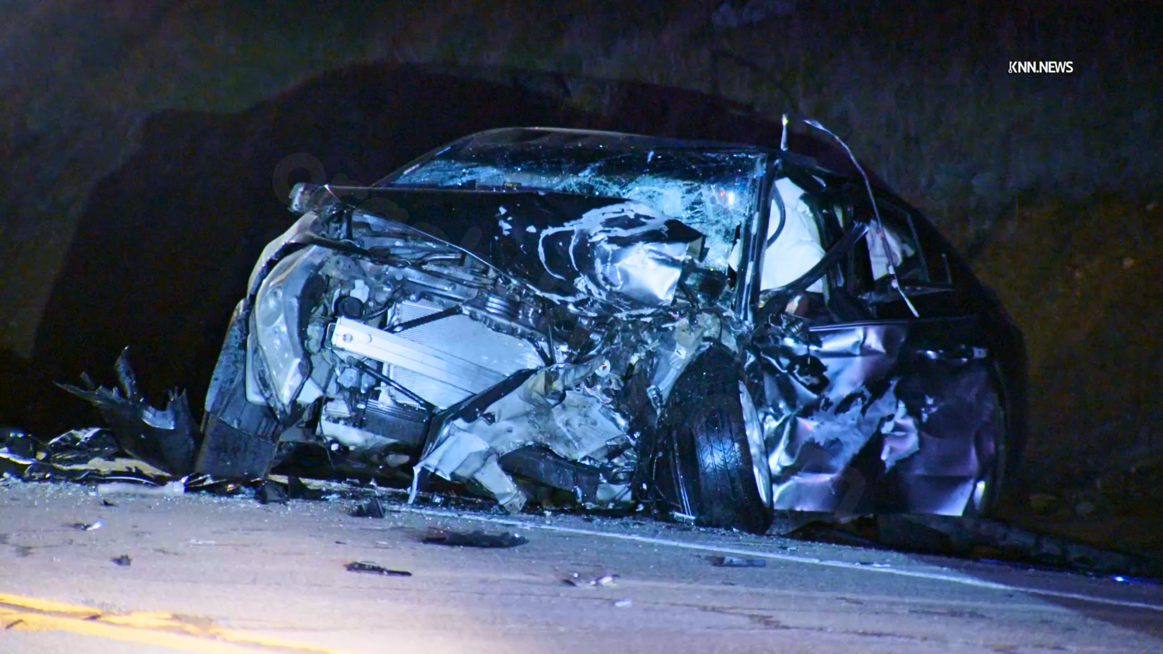 Fatal head-on collision on Sierra Highway in Agua Dulce