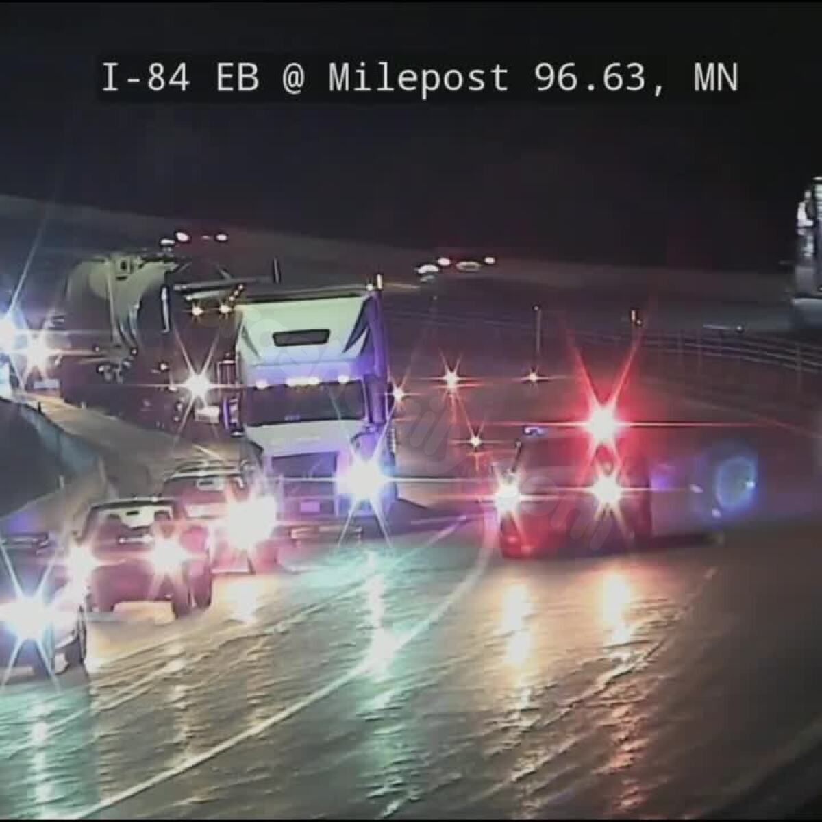Westbound Weber Canyon shut down after multiple vehicles crash results in death