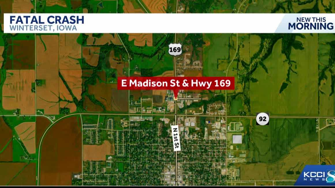Fatal accident: Iowa man struck by truck after running into road