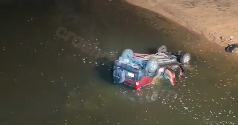 Bystanders save driver from river crash near Denver