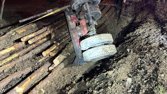 Fatal crash in Madison County involving Pearl couple and log truck