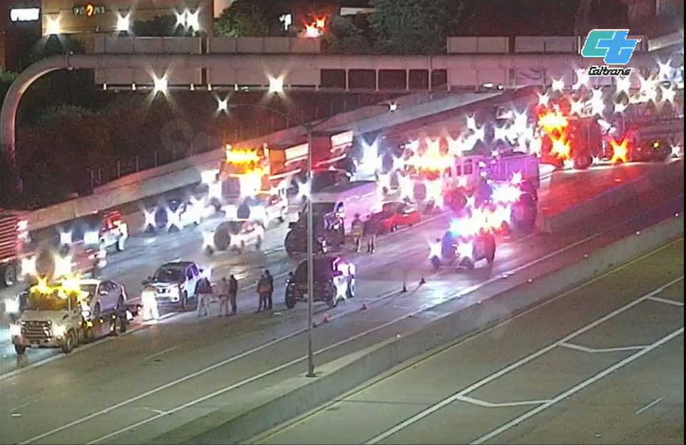 Traffic on I-15 disrupted by six-vehicle crash in Escondido