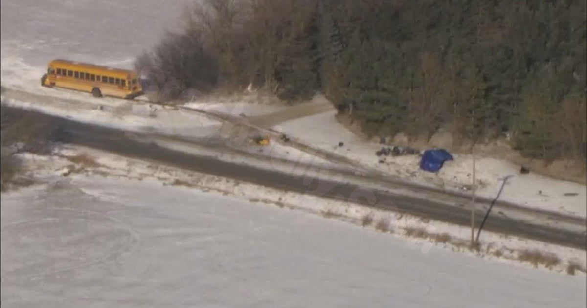 Fatal crash injures children after car collides with school bus near Manhattan, Illinois