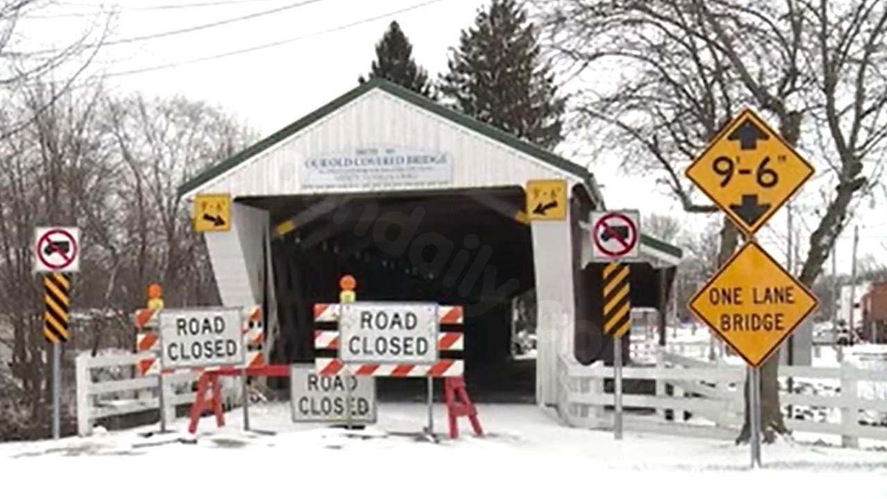 Accident damages Newton Falls' historic covered bridge