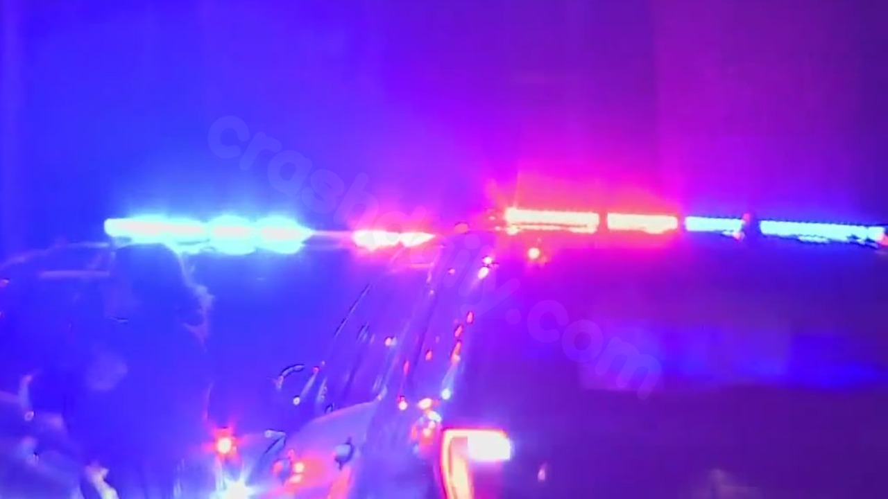 Car crashes into tree in Milwaukee, injuring 3, including child.