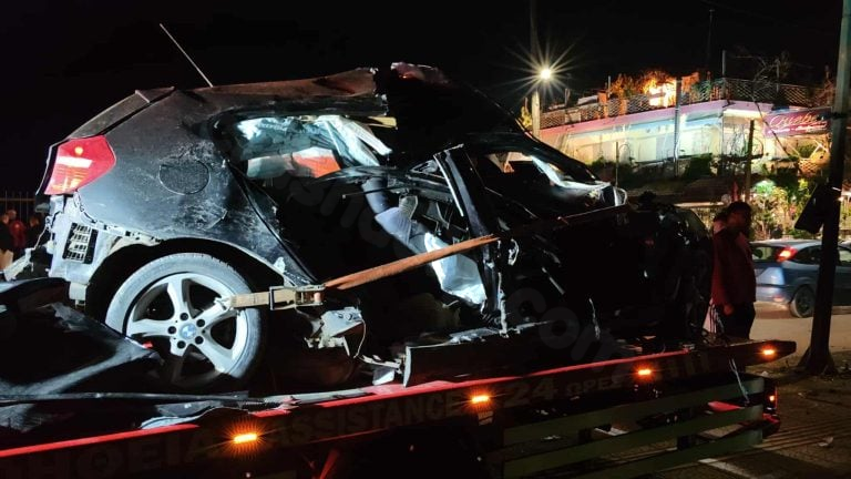 Fatal car crash near Patra claims lives of two teenagers