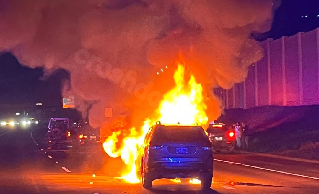 Repair completed on Hwy 217 in Tigard after 3-vehicle collision; 1 vehicle ablaze, multiple individuals hospitalized