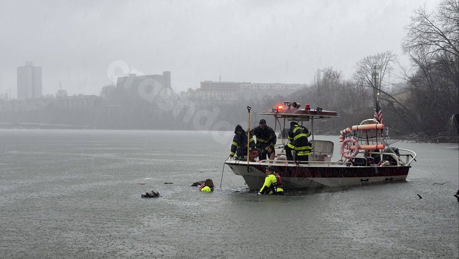 Fatal incident as car plunges into Tennessee River