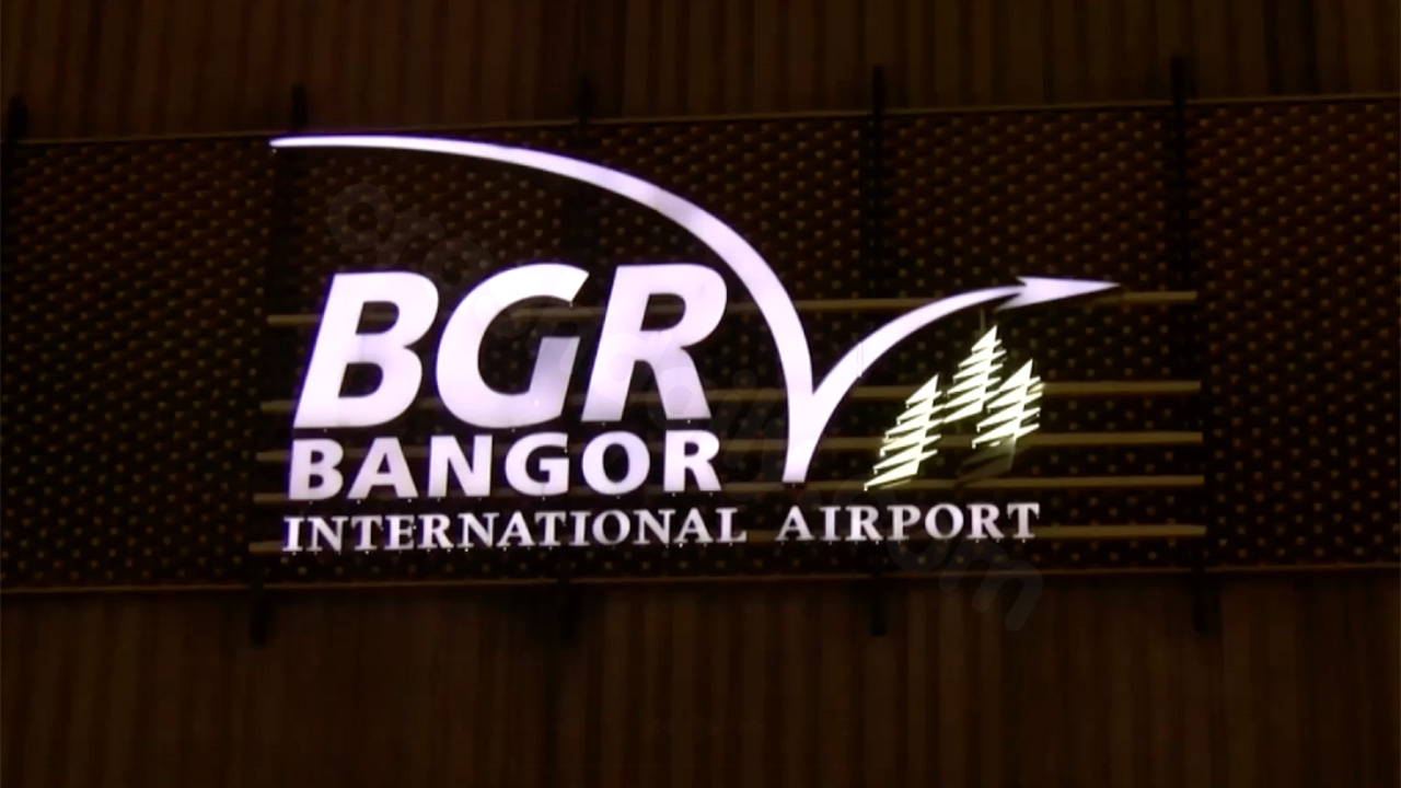 Maine private jet crash kills 7, injures 1 at Bangor airport