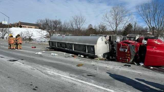 Beltway Shut Down Due to Tanker Rollover and Fuel Spill